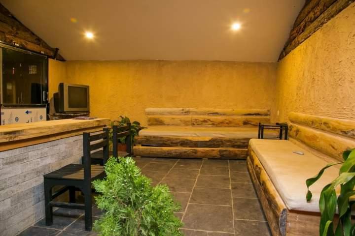 Hotel Tourist Residency Ποκάρα Εξωτερικό φωτογραφία
