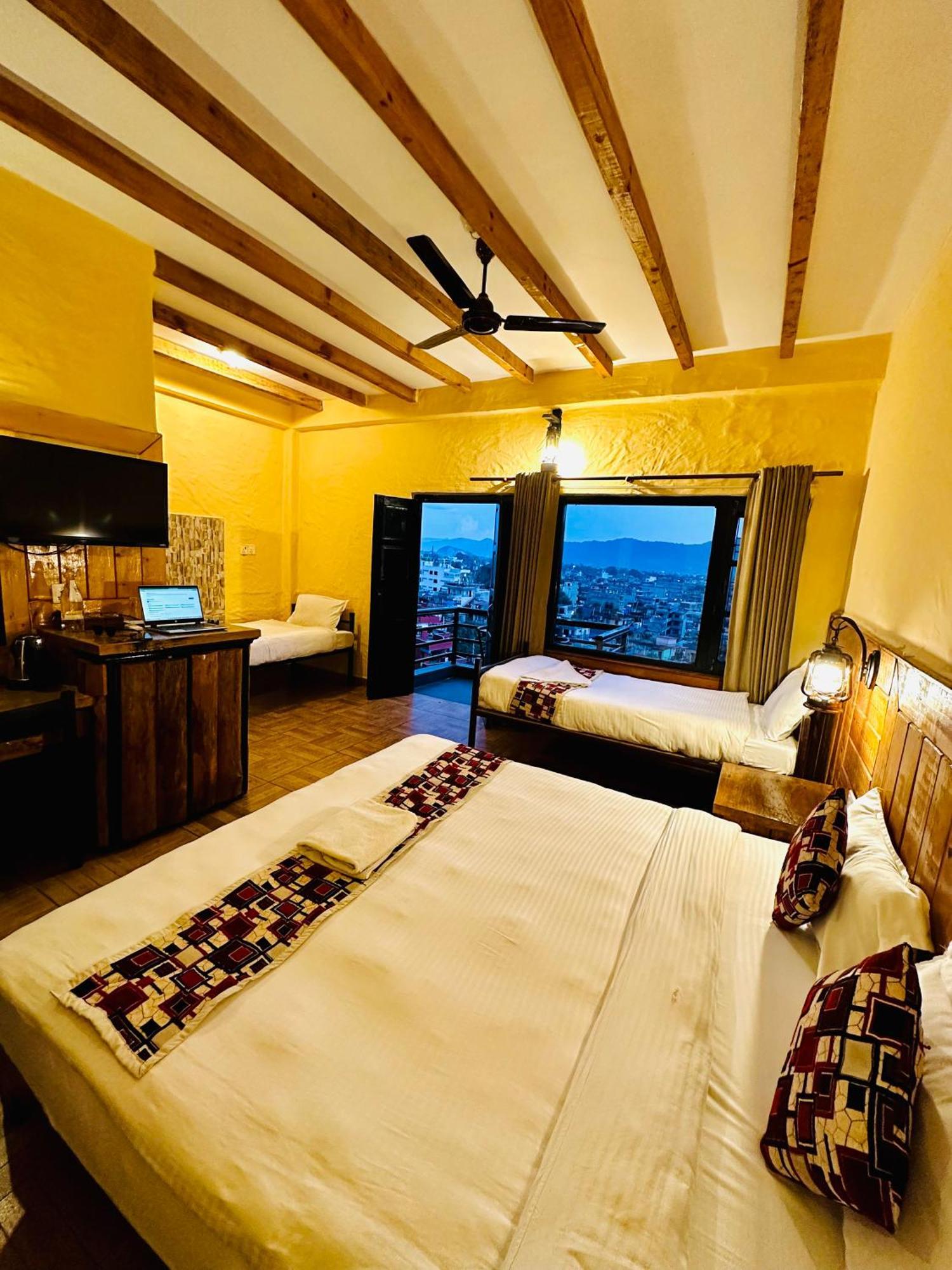 Hotel Tourist Residency Ποκάρα Εξωτερικό φωτογραφία